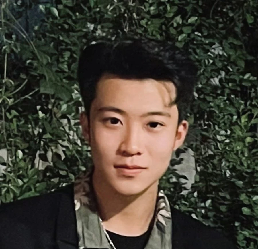 Zhou Wen Yan