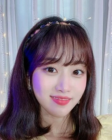 Hwang Na Yun