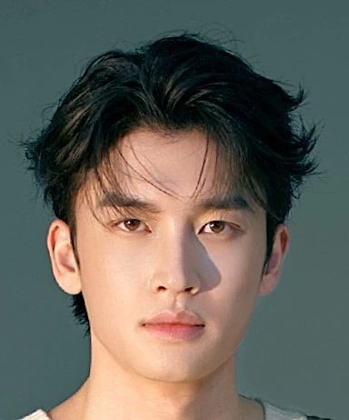 Qin Xiao Xuan