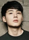 Kang Min Woo