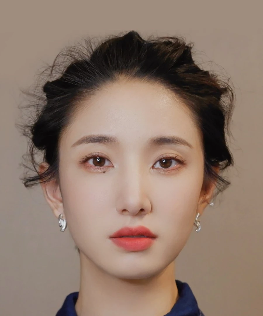 Xu Fang Yi